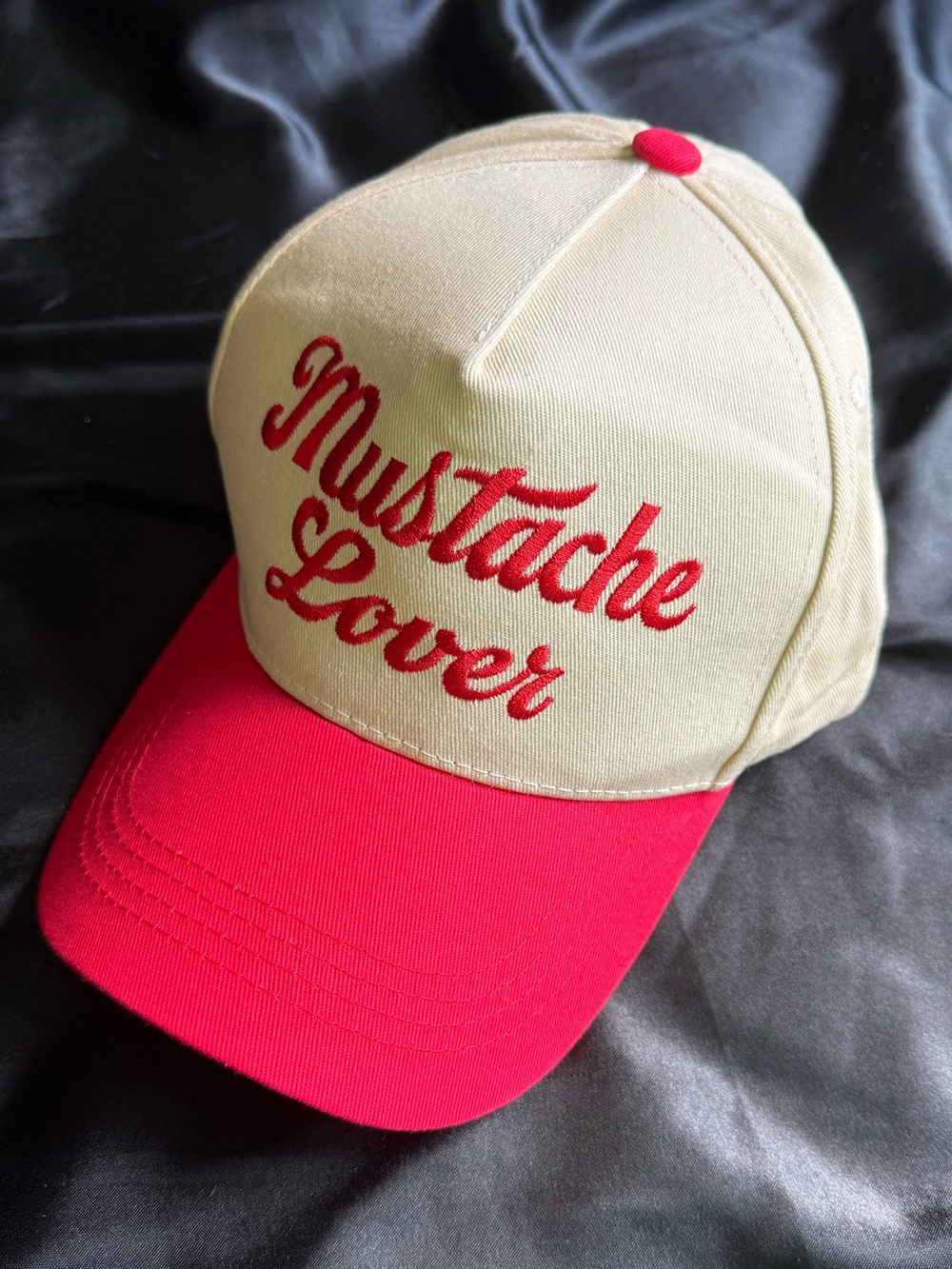 Mustache lover hat